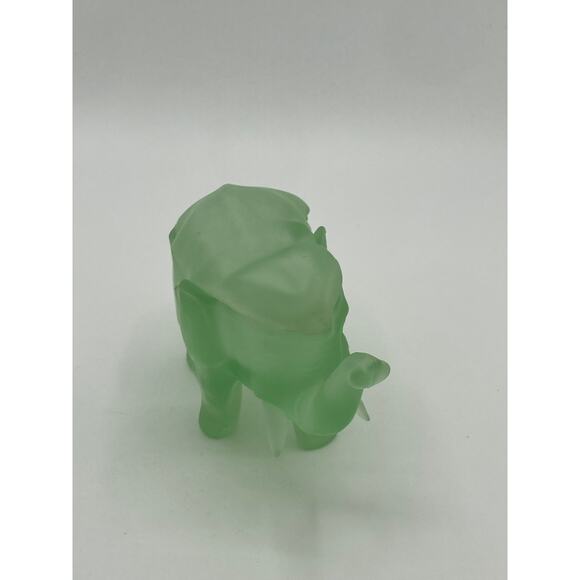 Vintage Green Frosted Glass Elephant Trinket Box with Lid Art Deco - Picture 2 of 5